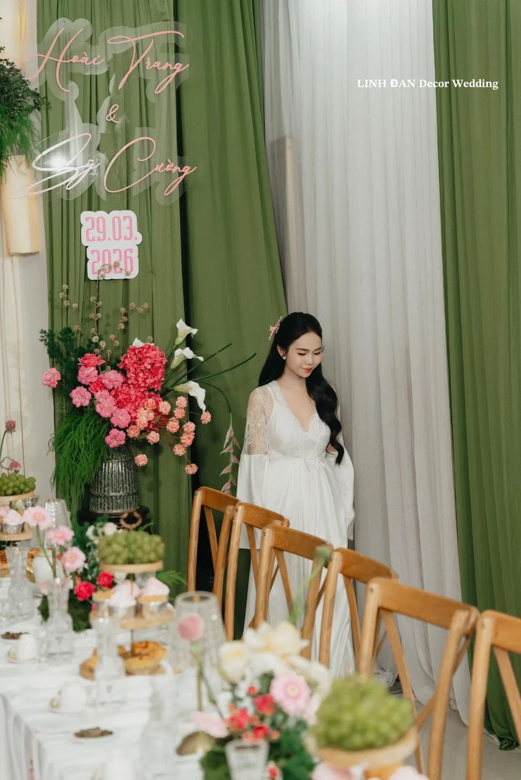Ảnh cưới chụp trong studio